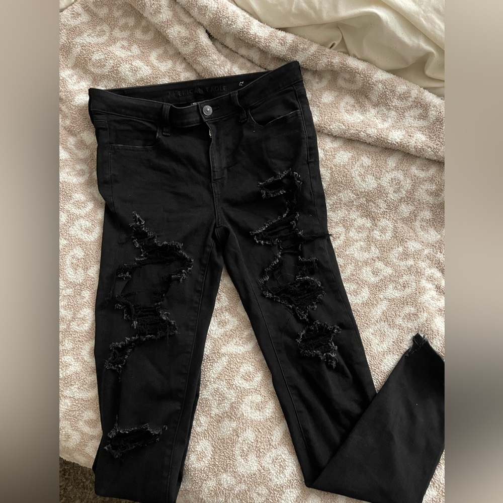 Super distressed jeans